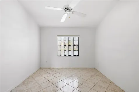 1902 SE Gaskins Circle Port St Lucie FL 34952