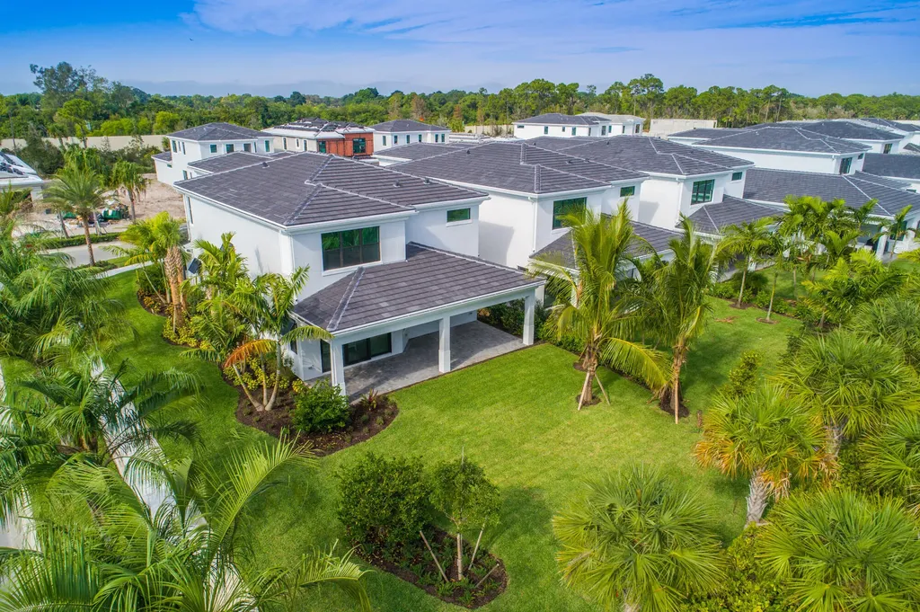13487 Artisan Circle Palm Beach Gardens FL 33418