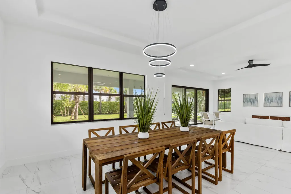 13487 Artisan Circle Palm Beach Gardens FL 33418