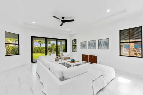 13487 Artisan Circle Palm Beach Gardens FL 33418