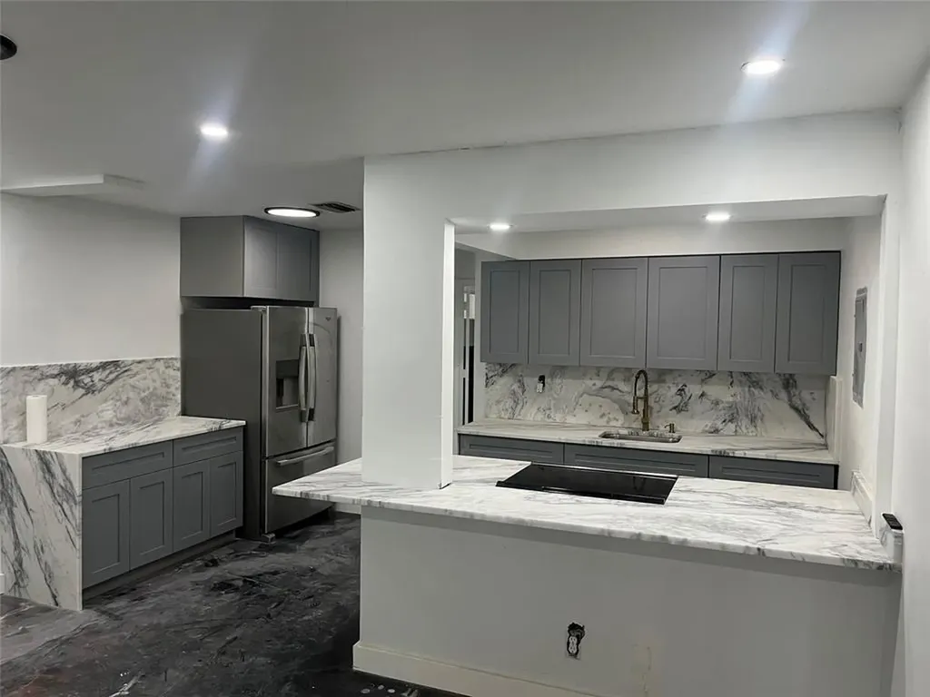 739 NE 13th Court Fort Lauderdale FL 33304