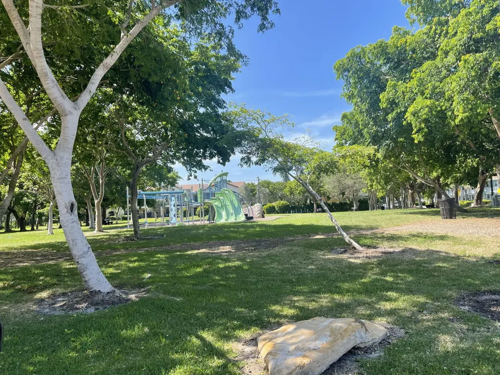 739 NE 13th Court Fort Lauderdale FL 33304