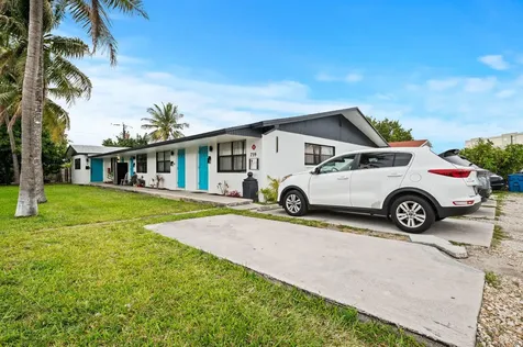 739 NE 13th Court Fort Lauderdale FL 33304