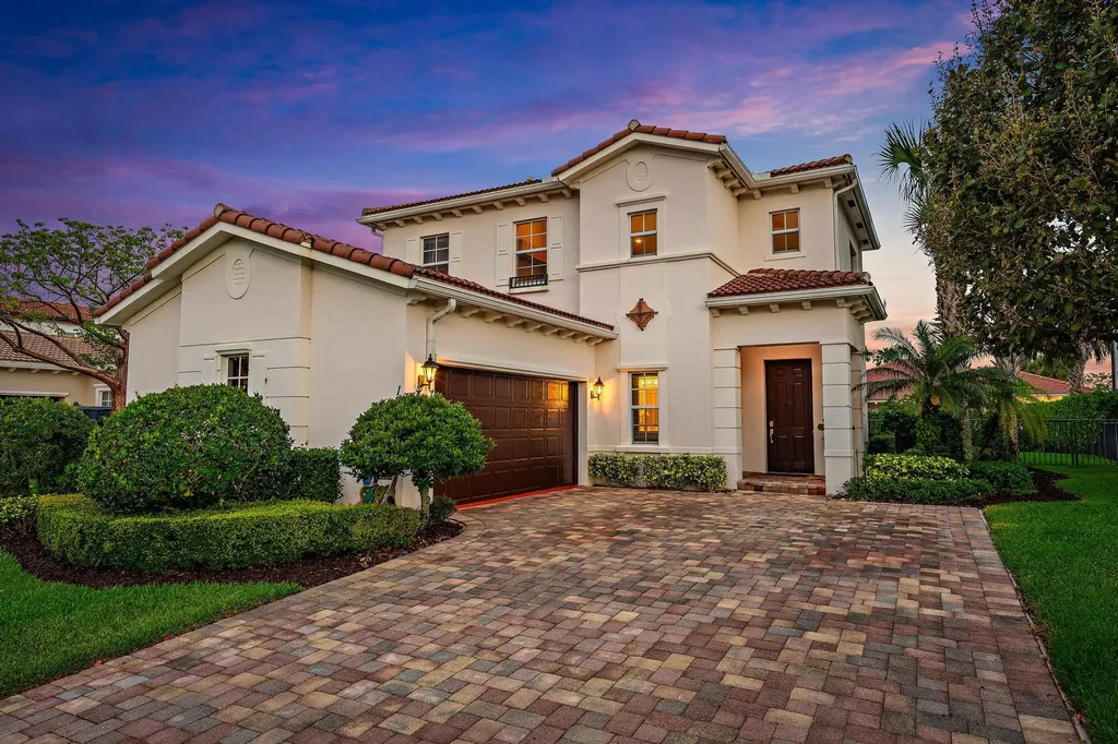 196 Behring Way Jupiter FL 33458