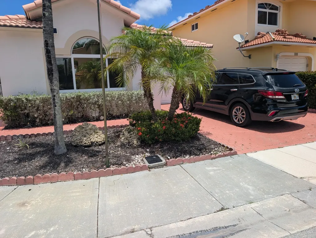 128 Danielle Court Weston FL 33326