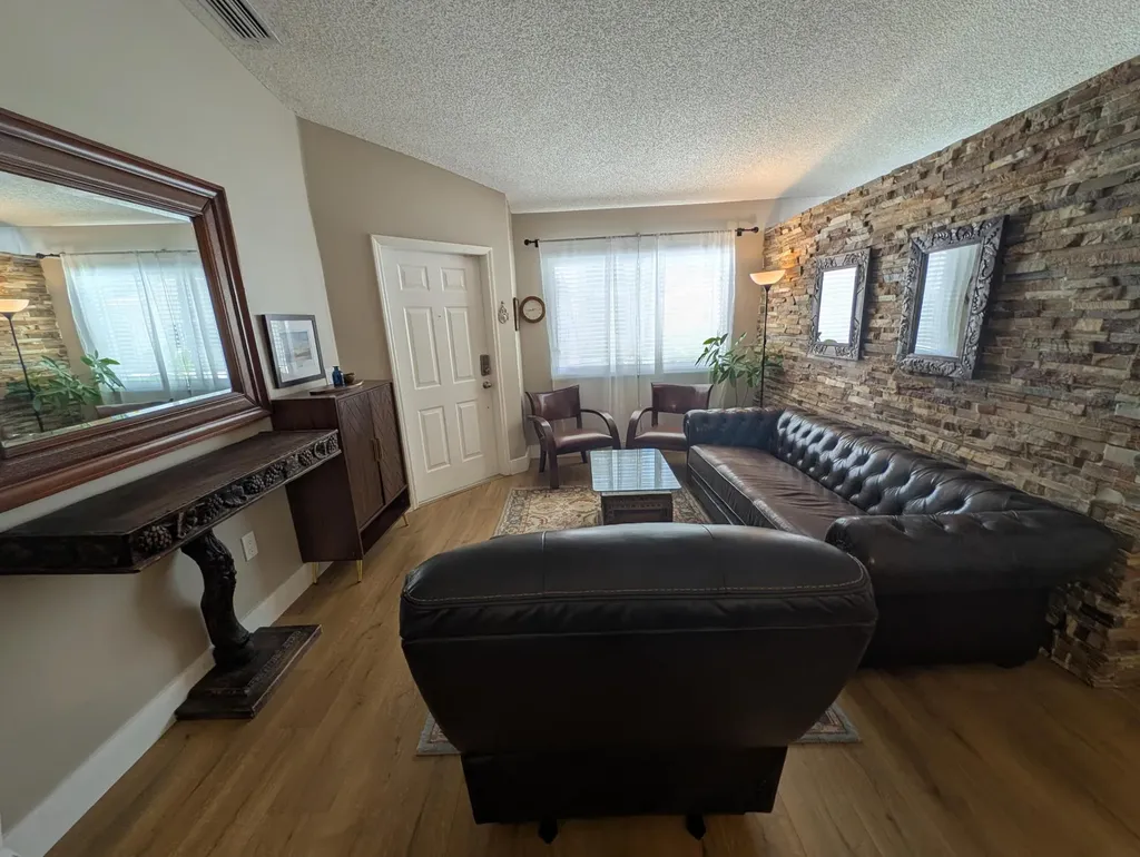128 Danielle Court Weston FL 33326