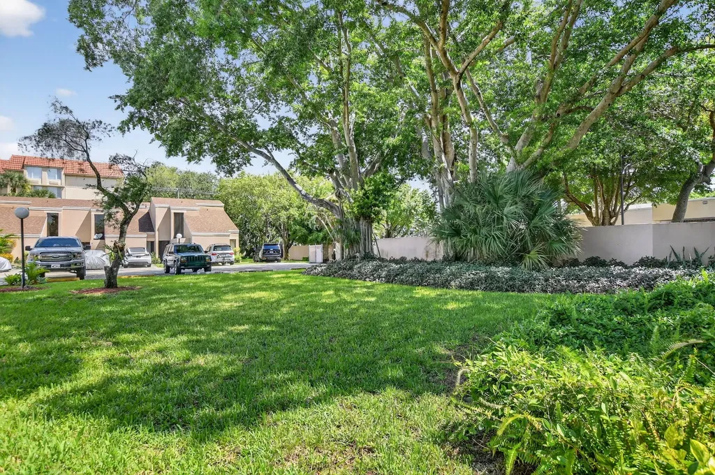 1061 NW 13th Street Boca Raton FL 33486