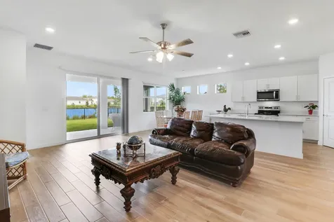 5783 SE Skyblue Circle Stuart FL 34997
