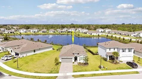 5783 SE Skyblue Circle Stuart FL 34997