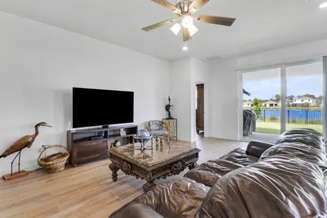 5783 SE Skyblue Circle Stuart FL 34997