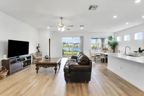 5783 SE Skyblue Circle Stuart FL 34997