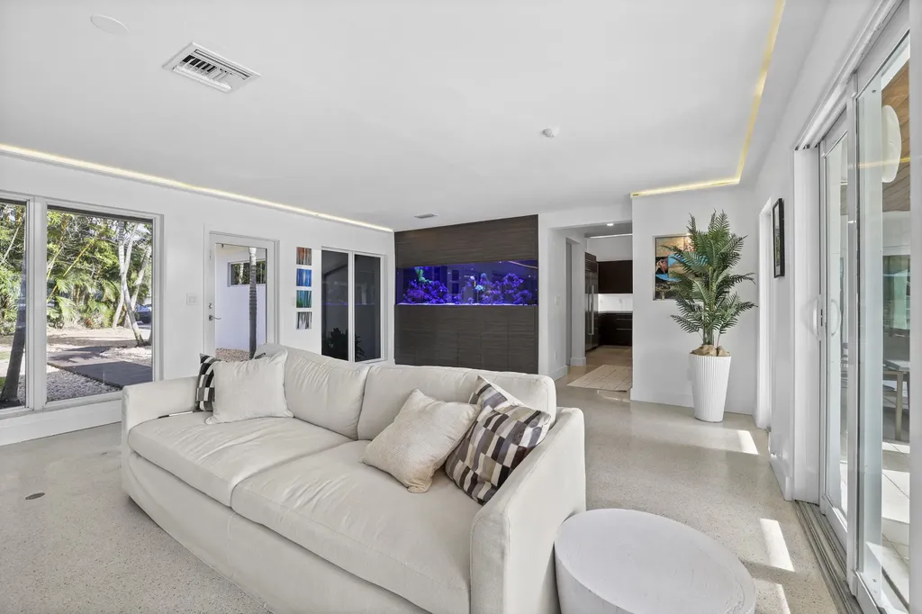1321 Tangelo Isle Fort Lauderdale FL 33315