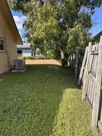 50 NW 8th Avenue Dania Beach FL 33004