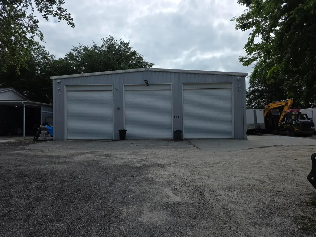 816 SW 11th Drive Drive SW Vero Beach FL 32962