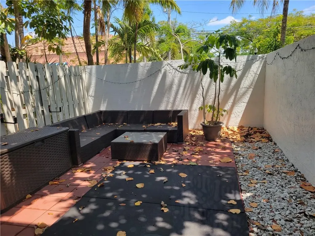 599 NE 7th Avenue Fort Lauderdale FL 33301