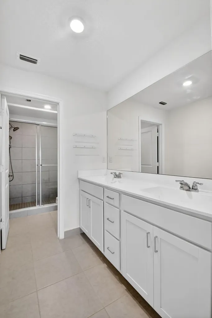 6933 N Harbours Edge Avenue Lake Worth FL 33467