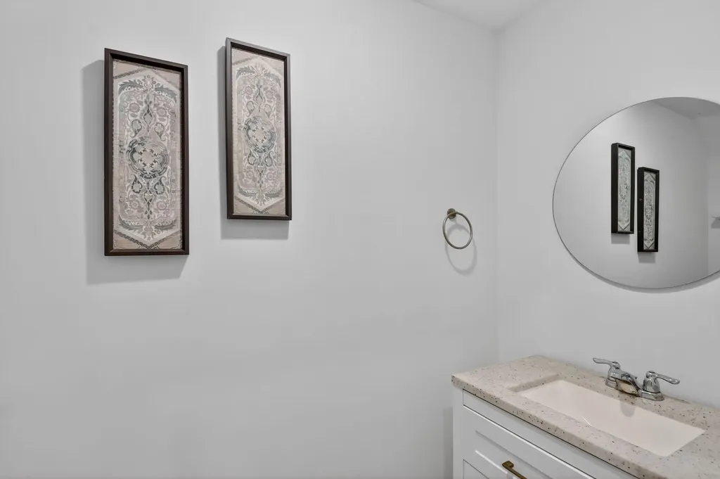 6933 N Harbours Edge Avenue Lake Worth FL 33467