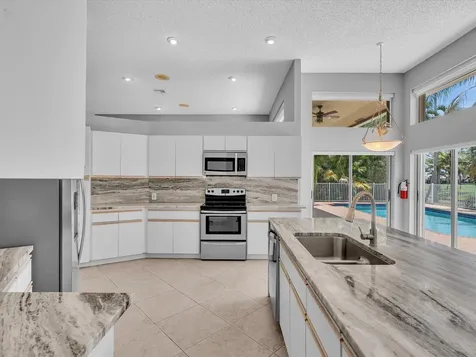 10434 NW 6th Court Coral Springs FL 33071