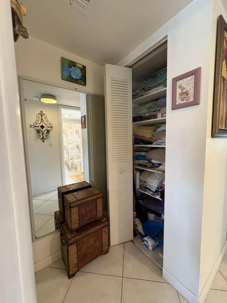 175 Bedford West Palm Beach FL 33417