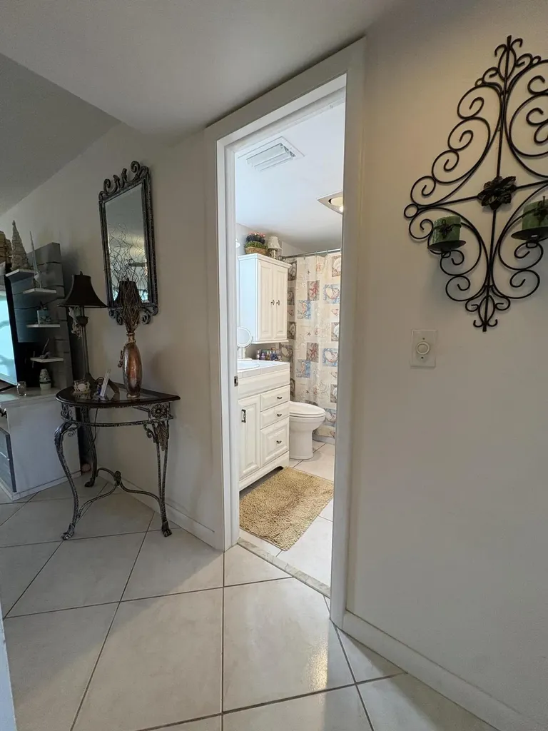 175 Bedford West Palm Beach FL 33417