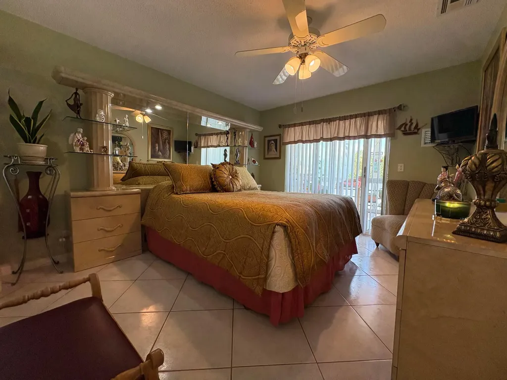 175 Bedford West Palm Beach FL 33417