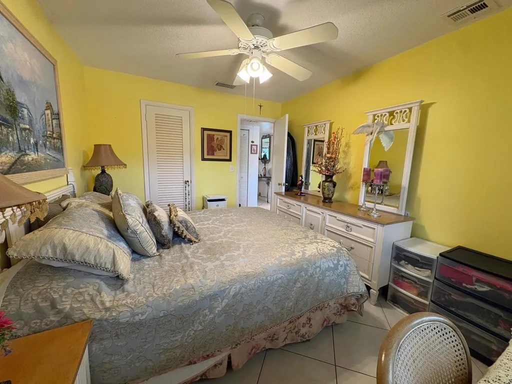 175 Bedford West Palm Beach FL 33417
