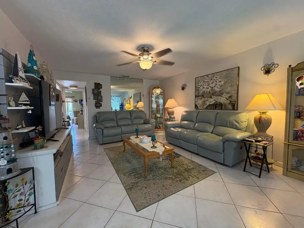 175 Bedford West Palm Beach FL 33417