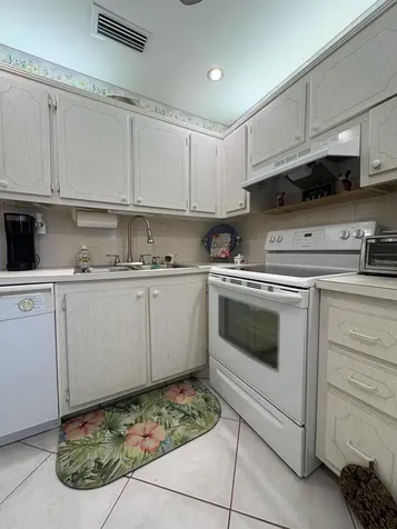 175 Bedford West Palm Beach FL 33417