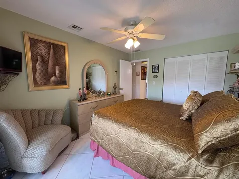 175 Bedford West Palm Beach FL 33417