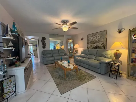 175 Bedford West Palm Beach FL 33417