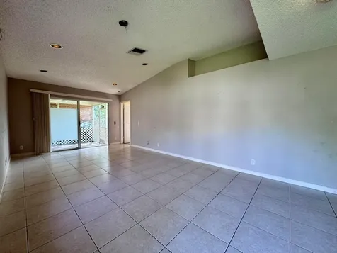 4989 SW 32nd Terrace Dania Beach FL 33312