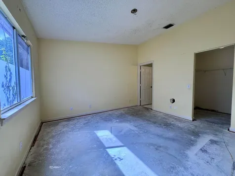 4989 SW 32nd Terrace Dania Beach FL 33312