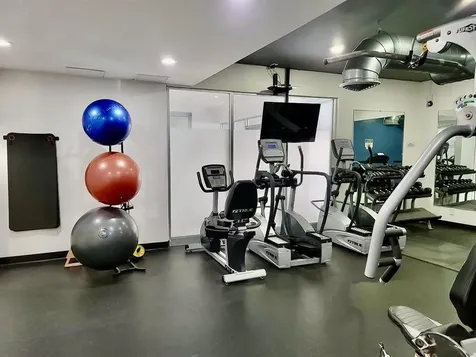 401 Golden Isle Drive Hallandale Beach FL 33009