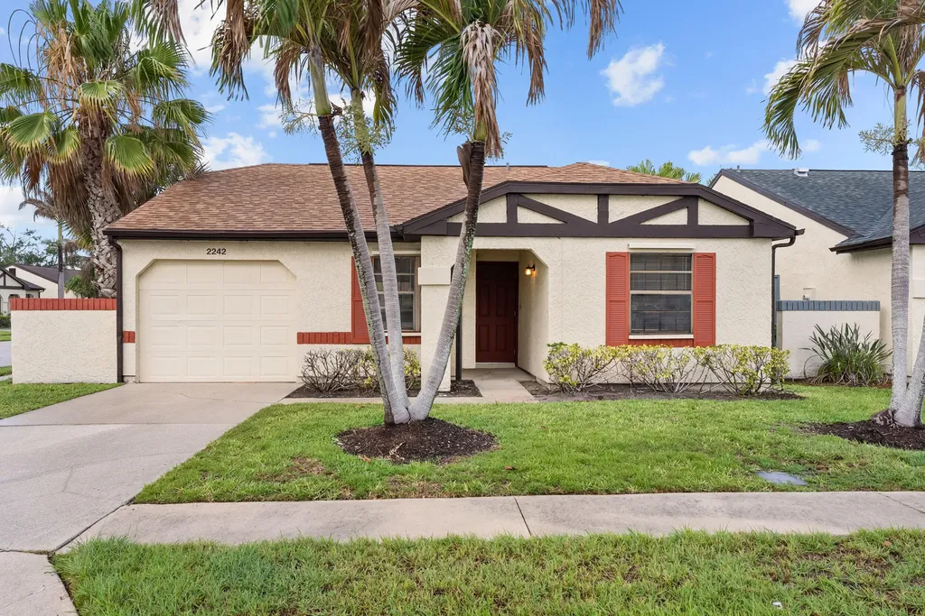 2242 SE Breckenridge Circle Port St Lucie FL 34952