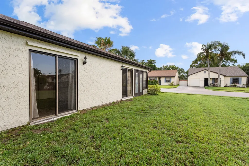 2242 SE Breckenridge Circle Port St Lucie FL 34952