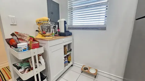 9235 Lagoon Place Davie FL 33324