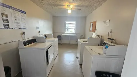9235 Lagoon Place Davie FL 33324