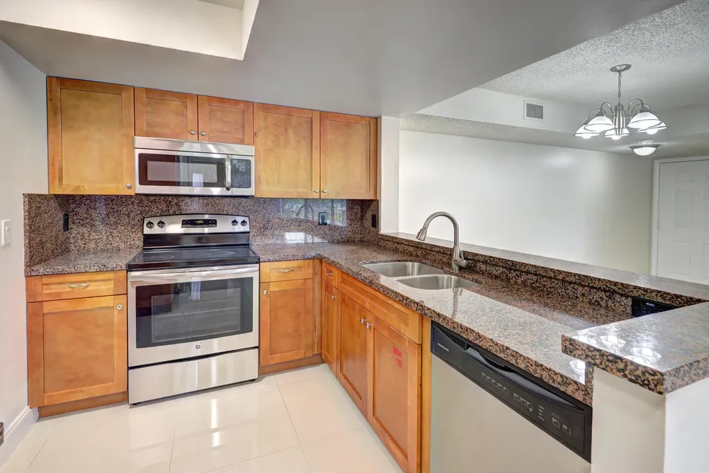 9244 W Atlantic Boulevard Coral Springs FL 33071