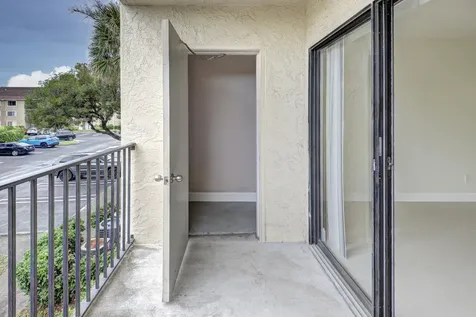 9244 W Atlantic Boulevard Coral Springs FL 33071