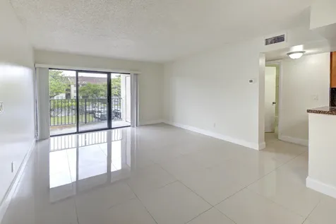9244 W Atlantic Boulevard Coral Springs FL 33071