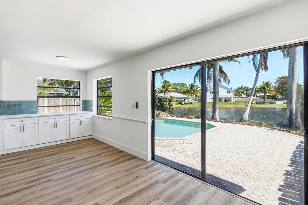 820 Rock Hill Avenue Davie FL 33325