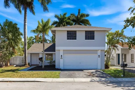 820 Rock Hill Avenue Davie FL 33325