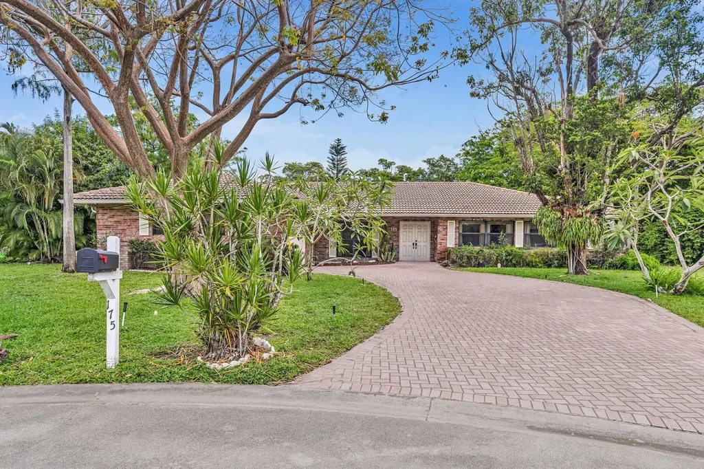 175 NW 84th Way Coral Springs FL 33071