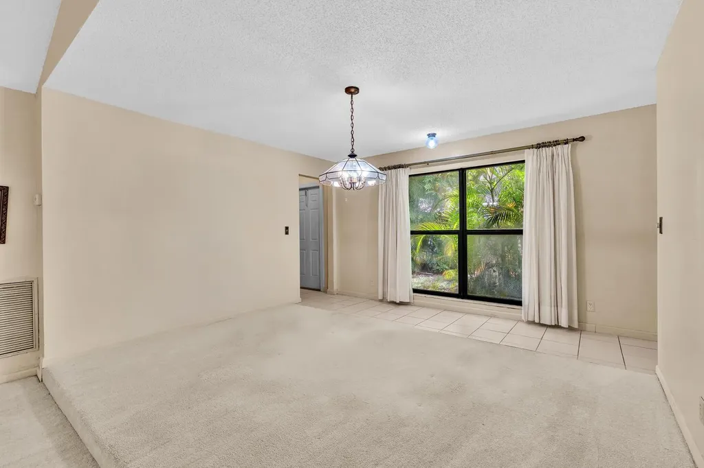 175 NW 84th Way Coral Springs FL 33071