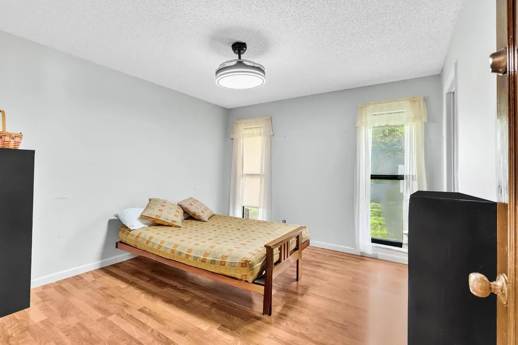 175 NW 84th Way Coral Springs FL 33071