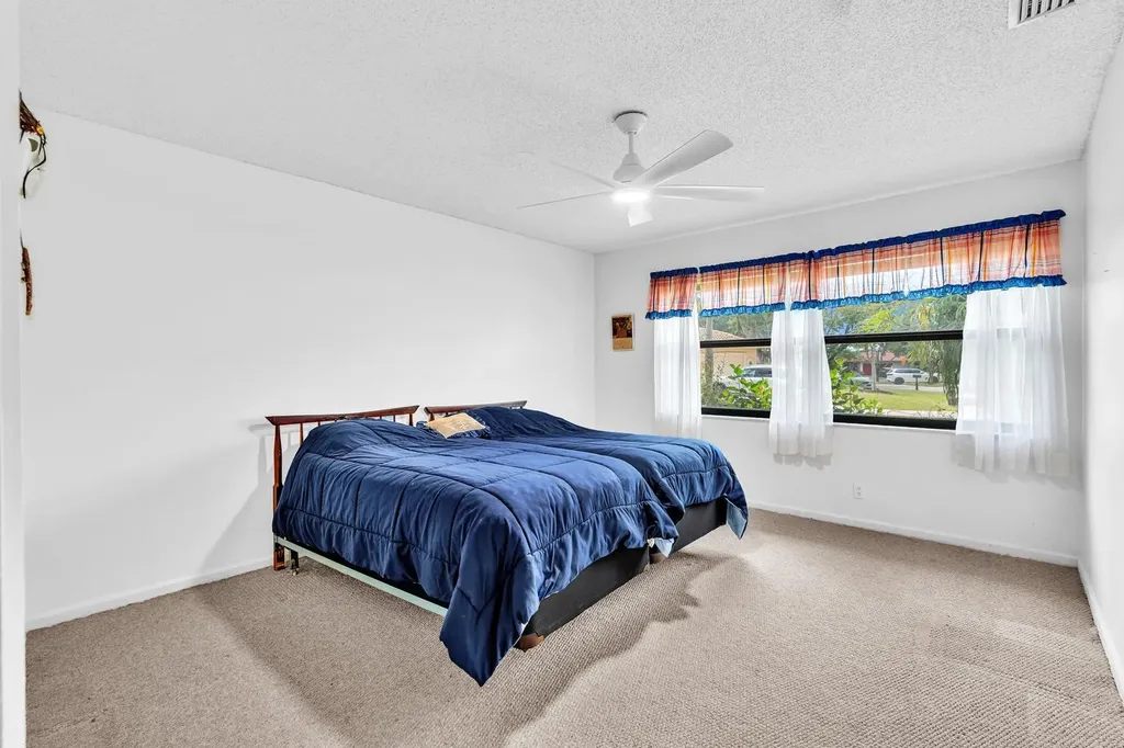 175 NW 84th Way Coral Springs FL 33071