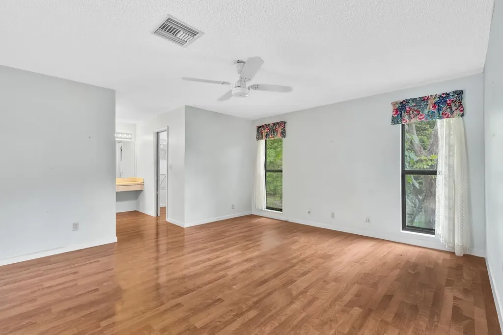175 NW 84th Way Coral Springs FL 33071