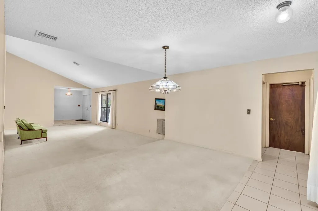 175 NW 84th Way Coral Springs FL 33071