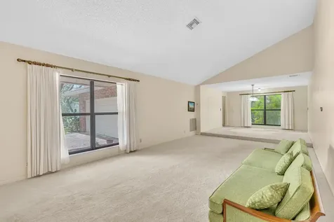 175 NW 84th Way Coral Springs FL 33071