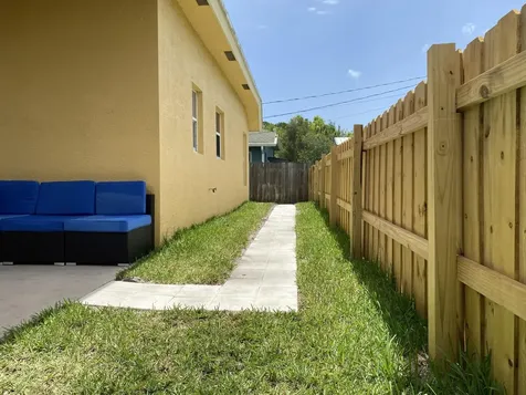 120 SW Grimaldo Terrace Port St Lucie FL 34984